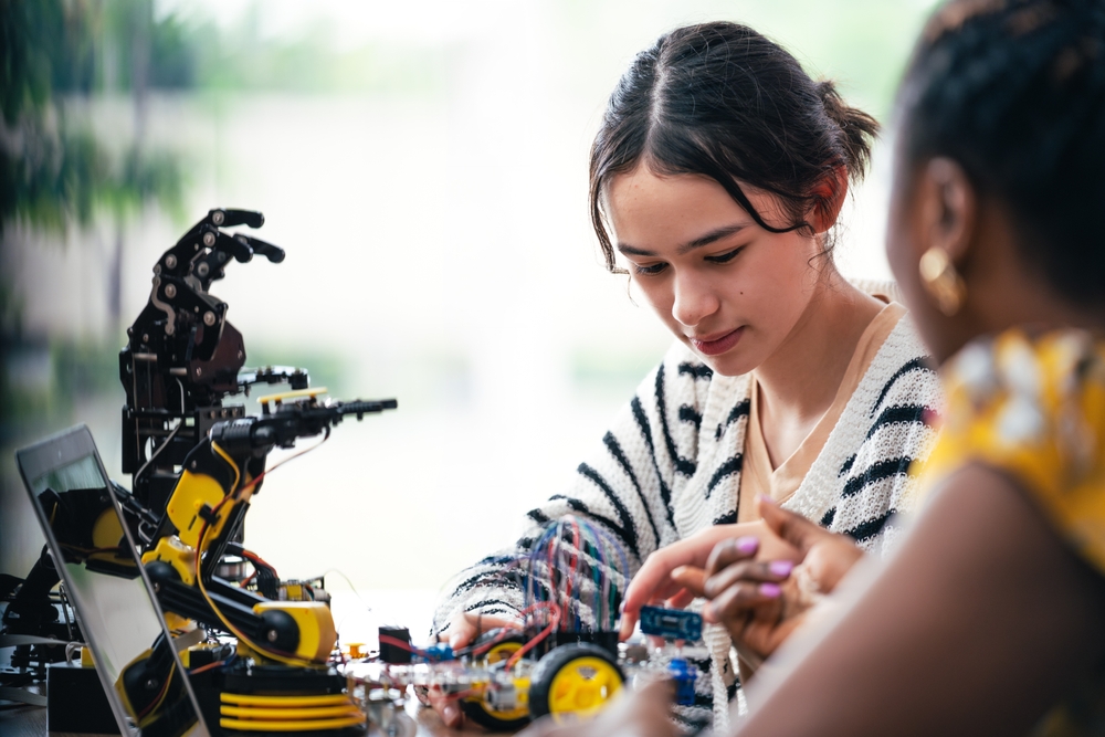 Free STEM Resources for Girls and Women